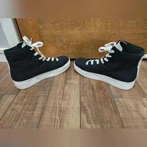 Hurley Women's Hi-top Sneaker Size 10 M Black And White - Picture 3 of 8